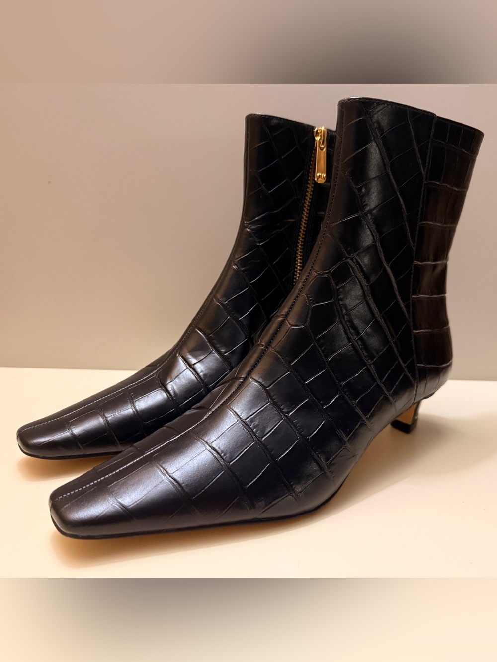MICHAEL KORS Black Croc-Embossed Pointed Toe Ankle Boots(brand new)